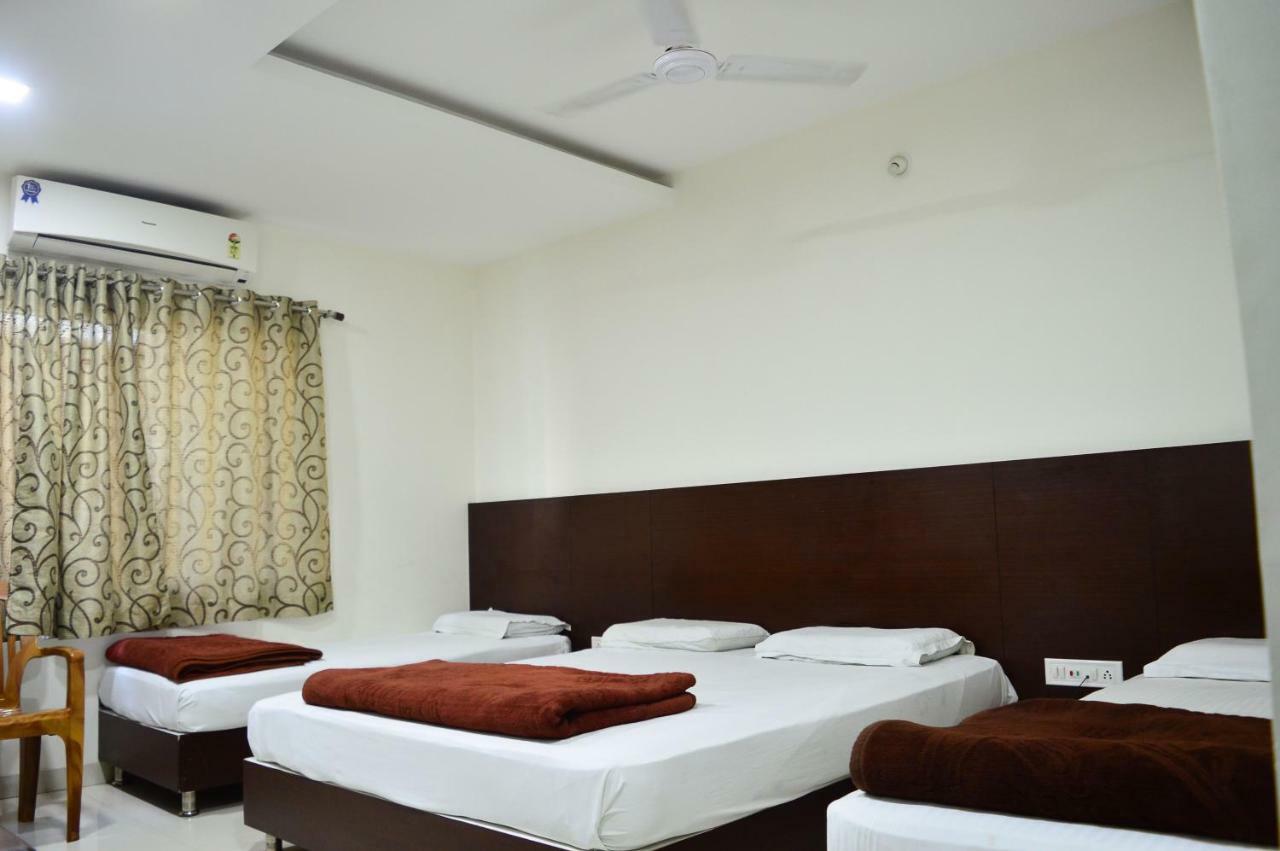 Hotel Maheshwari Avenue Ujjain Ngoại thất bức ảnh
