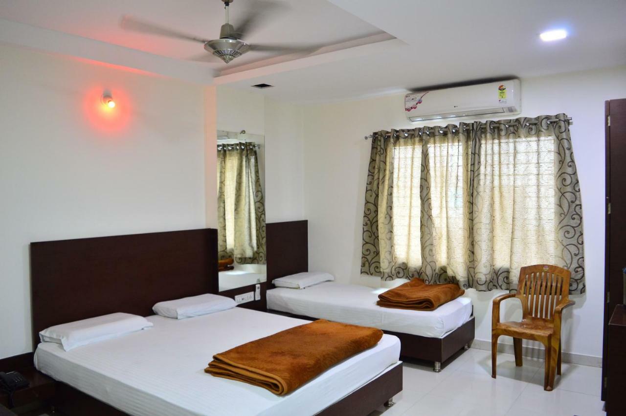 Hotel Maheshwari Avenue Ujjain Ngoại thất bức ảnh