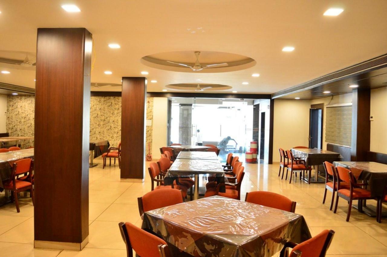 Hotel Maheshwari Avenue Ujjain Ngoại thất bức ảnh